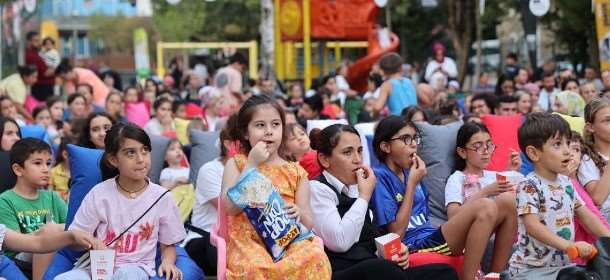 Parkta Sinema Günleri Başlıyor